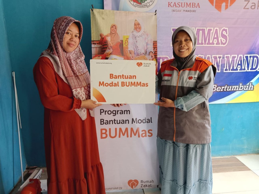 LAKUKAN PEMBINAAN, RUMAH ZAKAT DORONG PENERIMA MANFAATNYA KELUAR DARI GARIS KEMISKINAN
