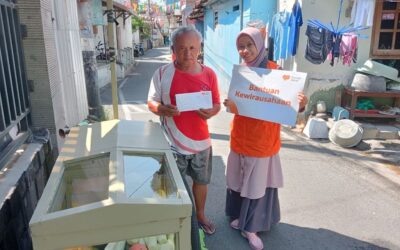 DAPAT BANTUAN MODAL DARI RUMAH ZAKAT, BAPAK KARYADI SAMBUT PENUH KEBAHAGIAAN