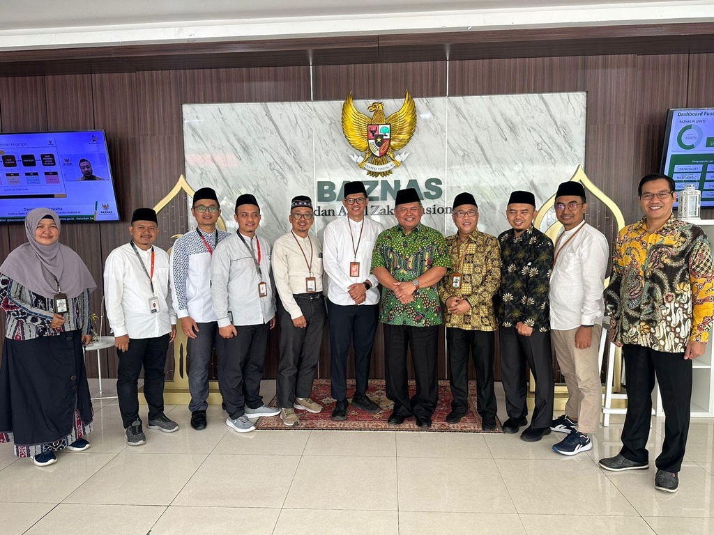 KUNJUNGI BAZNAS PUSAT, RUMAH ZAKAT JALIN SILATURAHMI DAN MELAPORKAN PENGELOLAAN ZIS