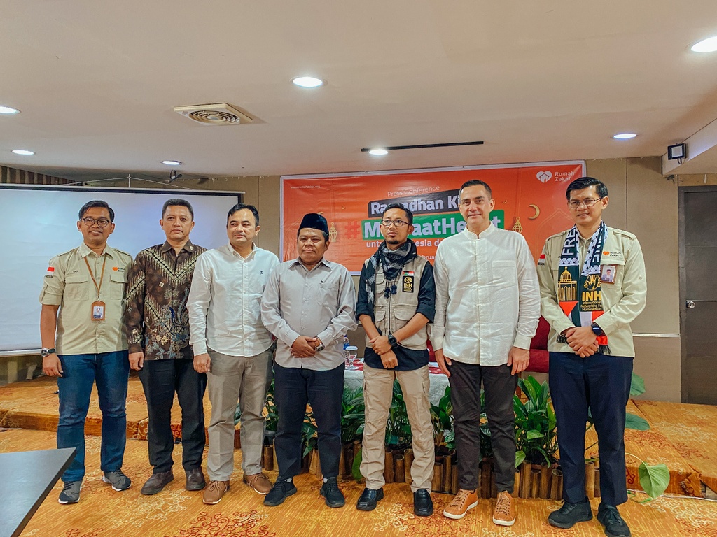LUNCURKAN GERAKAN RAMADHAN KITA #MANFAATHEBAT UNTUK INDONESIA DAN PALESTINA, RUMAH ZAKAT TARGETKAN 350 RIBU PENERIMA MANFAAT