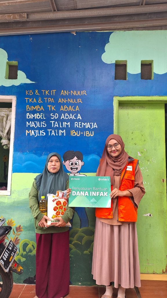RUMAH ZAKAT BERBAGI SEMBAKO UNTUK WARGA DHUAFA