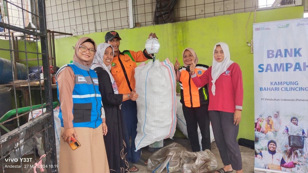 PT PELINDO DAN RUMAH ZAKAT BERKOLABORASI DENGAN DINAS LINGKUNGAN HIDUP LUNCURKAN PROGRAM PEMILAHAN SAMPAH