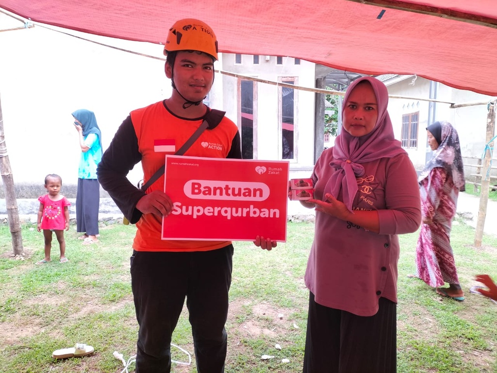 RUMAH ZAKAT ACTION SALURKAN SUPER QURBAN UNTUK WARGA PASCA GEMPA BUMI DI PULAU BAWEAN