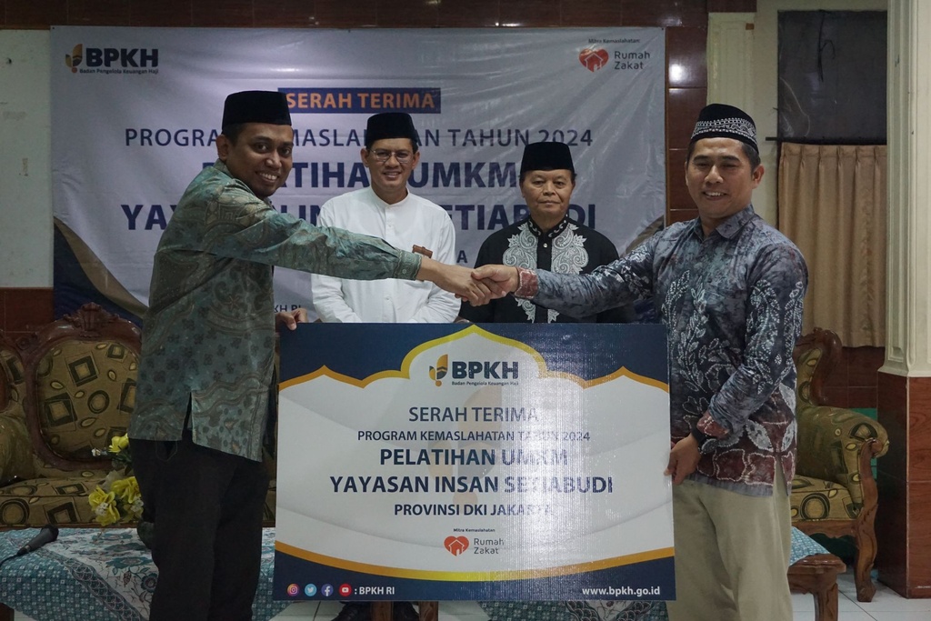 DUKUNG KEMAJUAN UMKM, BPKH MELALUI MITRA KEMASLAHATAN RUMAH ZAKAT MENGADAKAN PELATIHAN UMKM