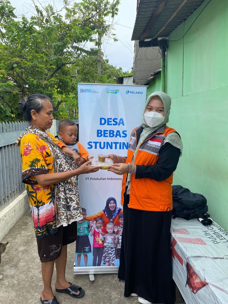 CEGAH STUNTING SEJAK DINI, PT. PELINDO BERSAMA RUMAH ZAKAT SALURKAN PMT UNTUK BALITA