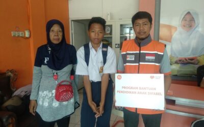 BANTUAN PENDIDIKAN ANAK DIFABEL PERSEMBAHAN DARI FLIP
