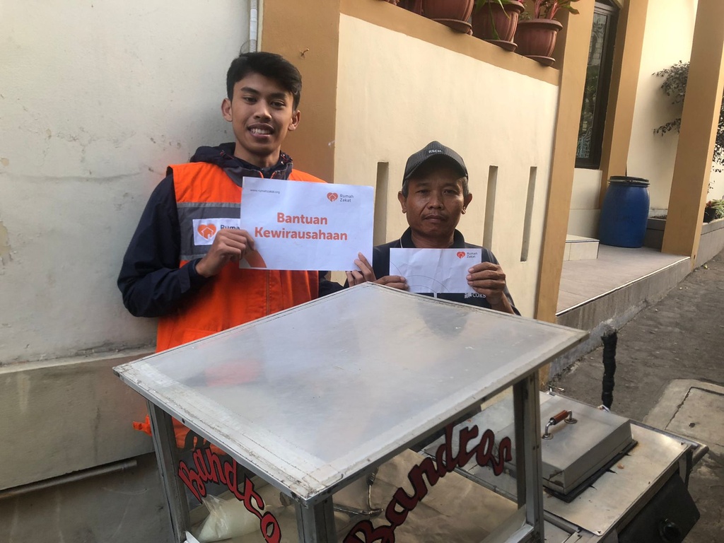 RUMAH ZAKAT SALURKAN BANTUAN MODAL UNTUK SUPPORT PELAKU UMKM