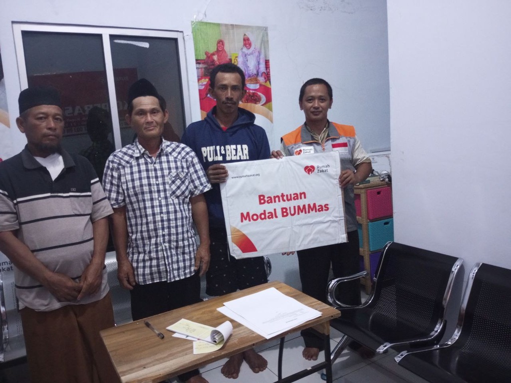 MELALUI BANTUAN EKONOMI, RUMAH ZAKAT DORONG PERKEMBANGAN BUMMAS AZ-ZIYAAD