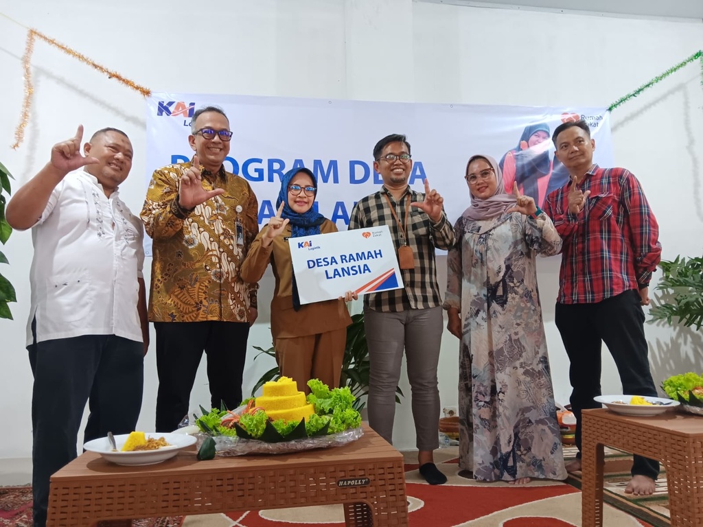 LAUNCHING PROGRAM RAMAH LANSIA KAI LOGISTIK BERSAMA RUMAH ZAKAT DI MARGAHAYU BEKASI