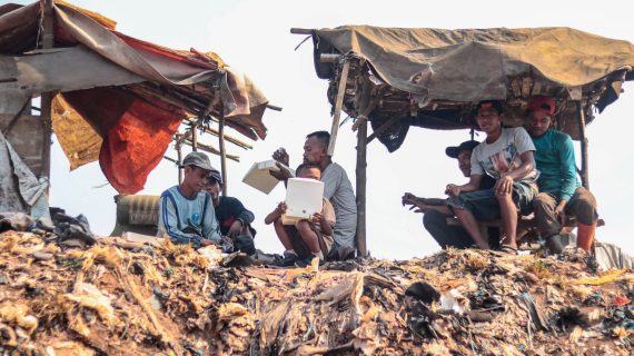 berbagi makan 1