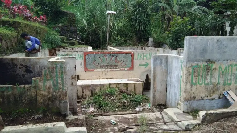 sedekah air bersih 4