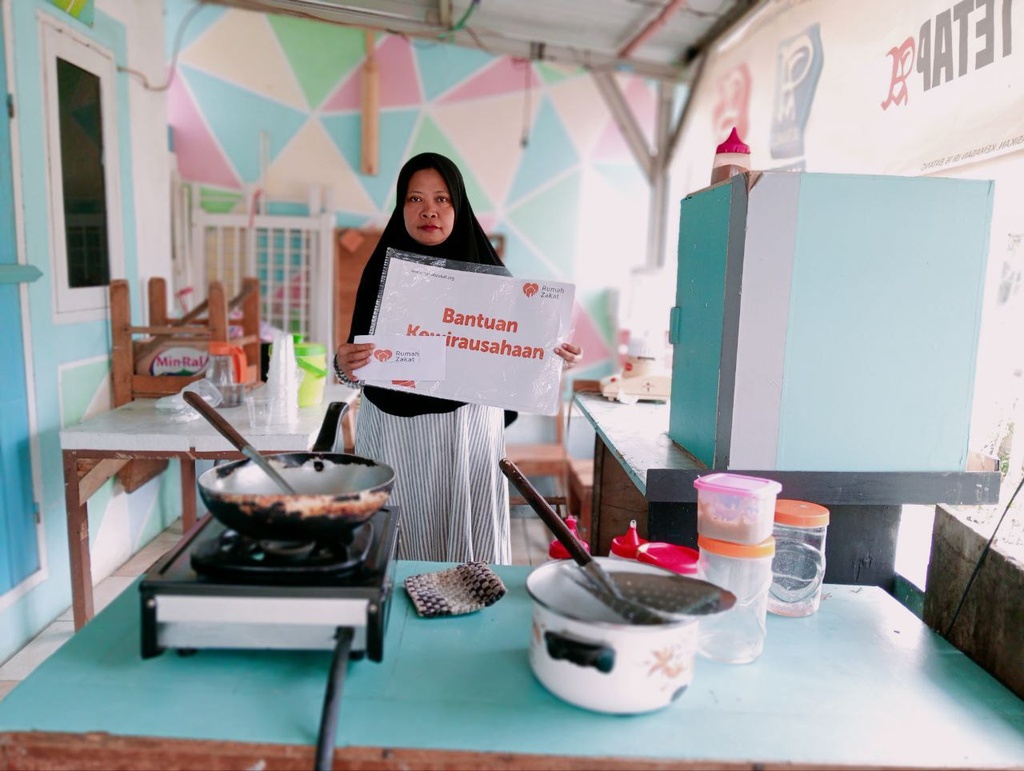 RUMAH ZAKAT SALURKAN BANTUAN KEWIRAUSAHAAN UNTUK BANTU KEMBANGKAN UMKM