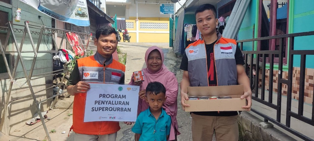 SUPERQURBAN BAHAGIAKAN MASYARAKAT PRA SEJAHTERA DI DESA NDESKATI, KARO, SUMATERA UTARA