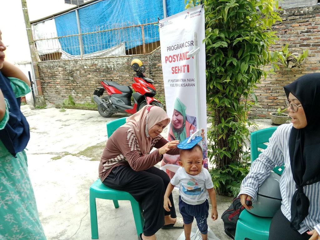 PT PERTAMINA PATRA NIAGA FUEL TERMINAL KISARAN BERSAMA RUMAH ZAKAT TERUS UPAYAKAN CEGAH STUNTING MELALUI POSYANDU BALITA