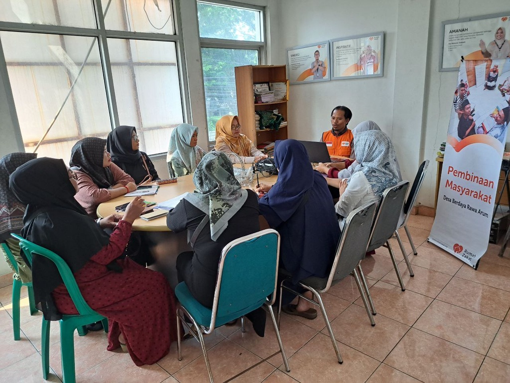 RUMAH ZAKAT BERIKAN EDUKASI WIRAUSAHA KEPADA PELAKU UMKM