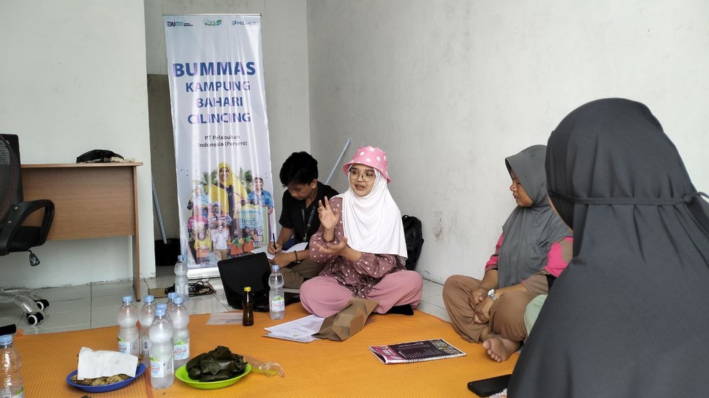PT PELINDO BERSAMA RUMAH ZAKAT MENGADAKAN PELATIHAN PEMASARAN DAN PACKAGING HASIL PRODUK BUMMAS KAMPUNG NELAYAN