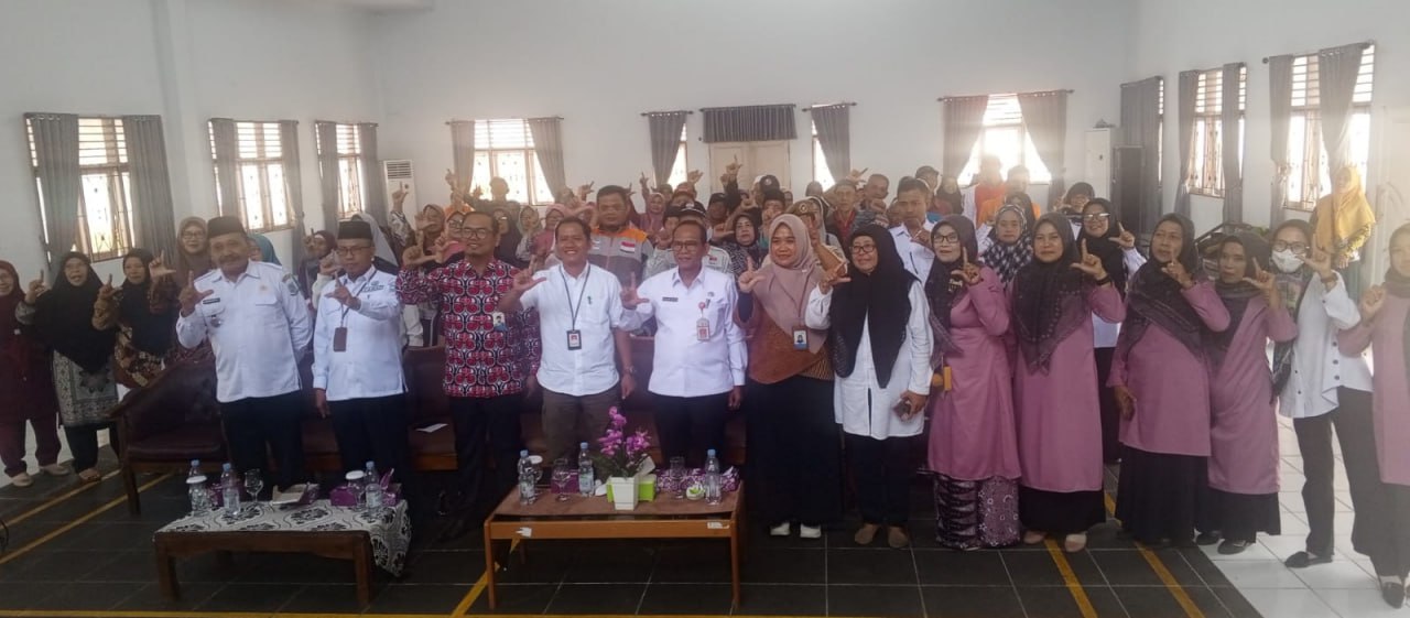 Pemerintah Kecamatan Paal Merah Jambi dan Rumah Zakat hadirkan Sekolah Lansia Sehat Selalu