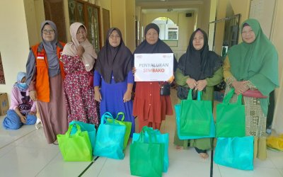 Salurkan Sembako, Rumah Zakat Bantu Para Fisabilillah di Batam