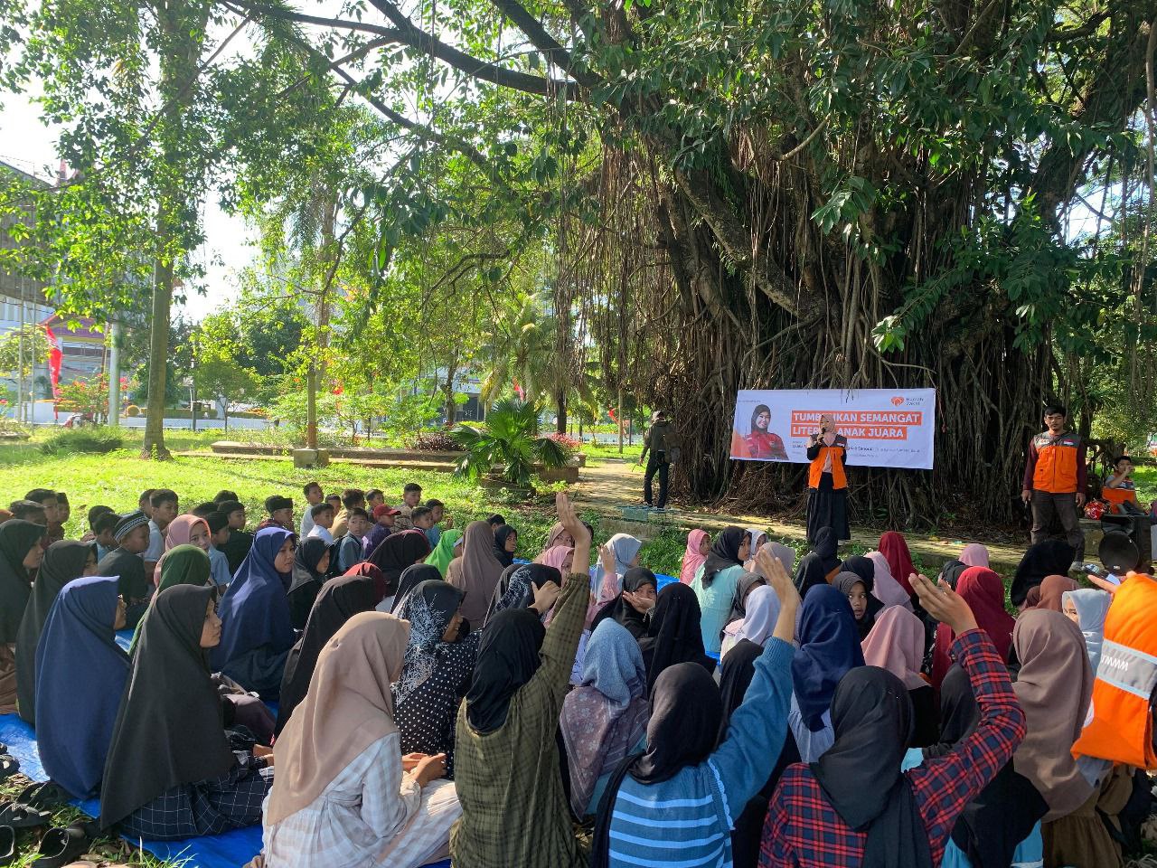 Tumbuhkan Semangat Literasi, Rumah Zakat Sumatra Barat Ajak Anak Juara Peringati Hari Literasi Internasional