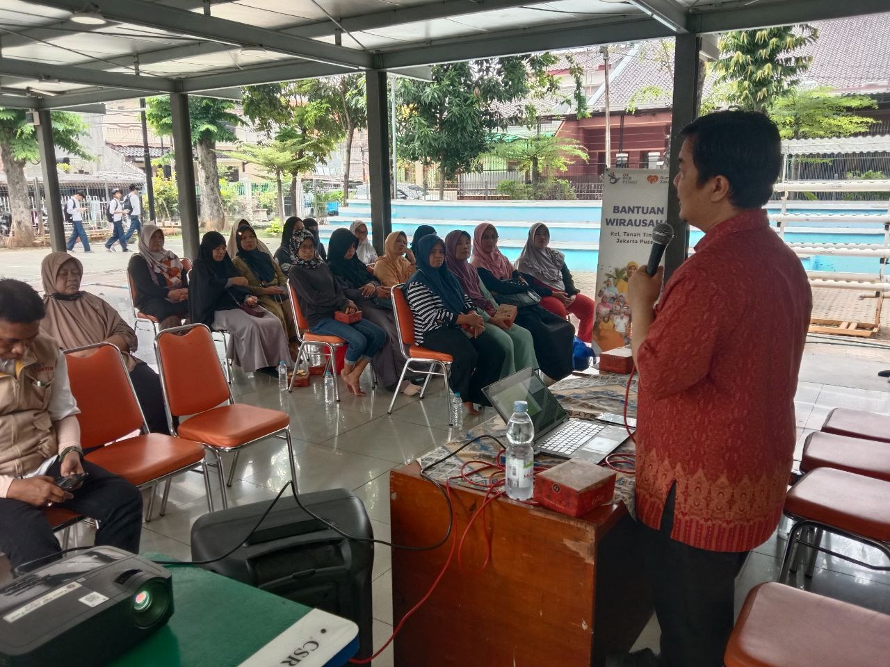 Ok Oce Peduli Bersama Rumah Zakat Adakan Pelatihan Kewirausahaan Kepada Pelaku Usaha