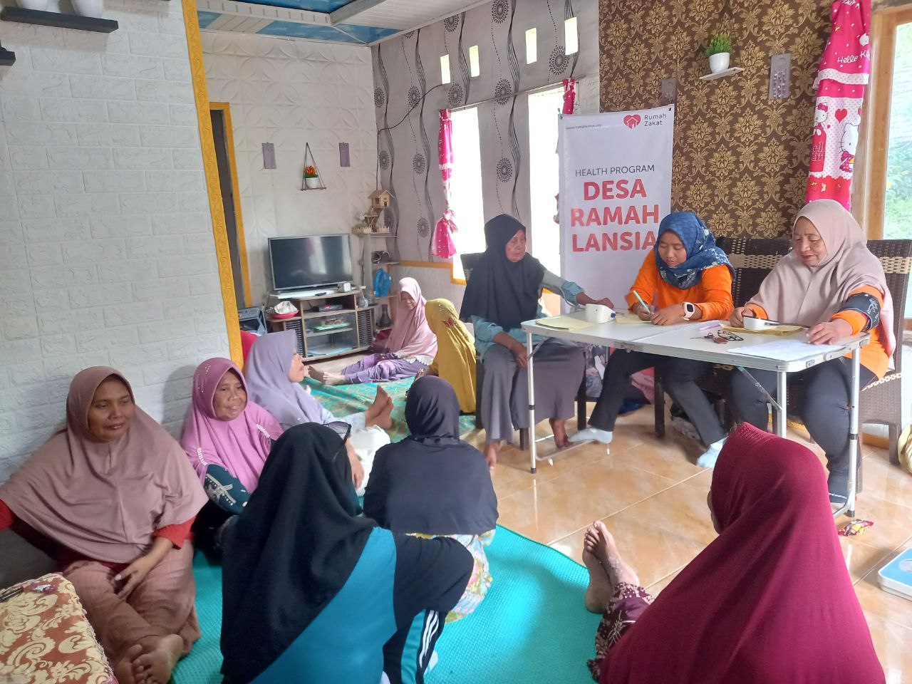 Rumah Zakat Bantu Tingkatkan Kualitas Hidup Para Lansia Melalui Posyandu Lansia