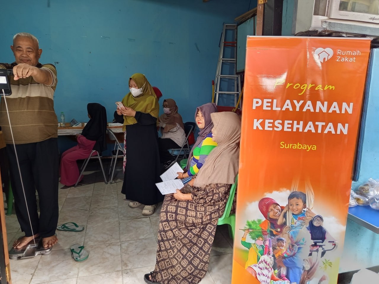 Cegah Penyakit Tidak Menular, Rumah Zakat dan Klinik Cita Sehat Surabaya Gelar Cek Kesehatan Rutin