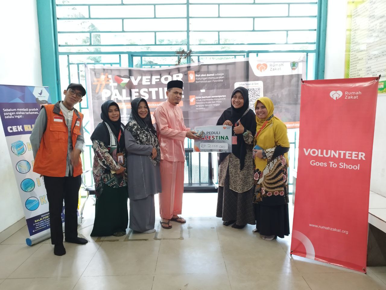 Volunteer Goes to School, Rumah Zakat Gelar Aksi Peduli Palestina di SDN 007 Lubuk Baja