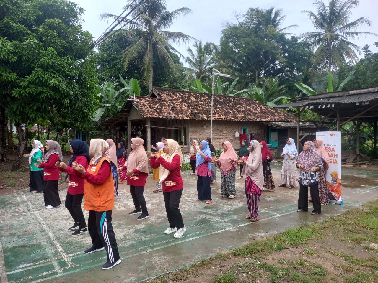 Rumah Zakat Gelar Senam dan Posyandu Lansia untuk Tingkatkan Kualitas Hidup Lansia