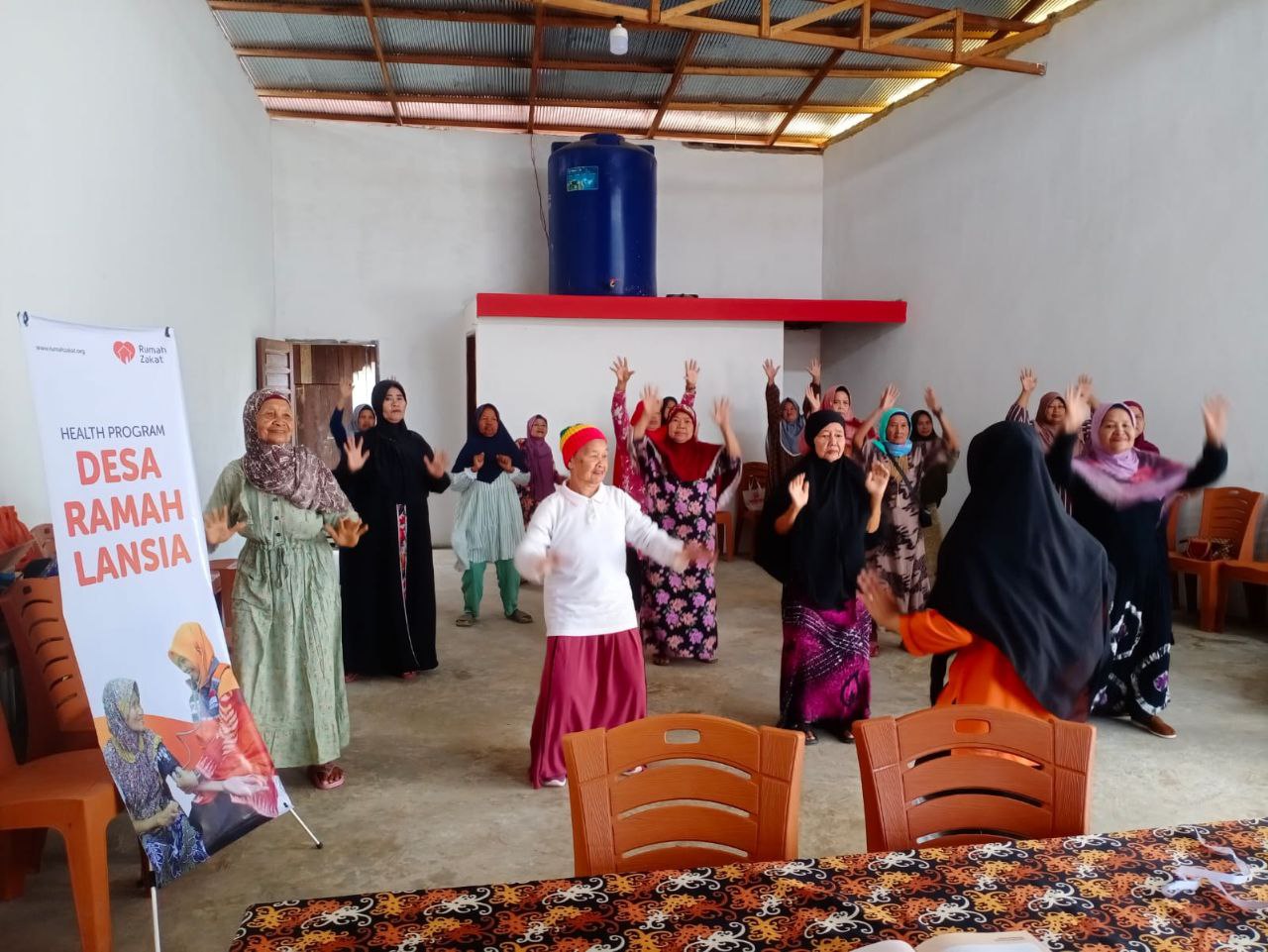 Rumah Zakat dan Posyandu Lansia Bayur Gelar Pemeriksaan Kesehatan dan Senam Rutin Lansia