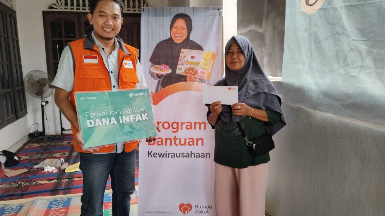 Salurkan Dana Infak.Id, Rumah Zakat Berikan Bantuan Usaha dan Pelatihan Craft di Batam
