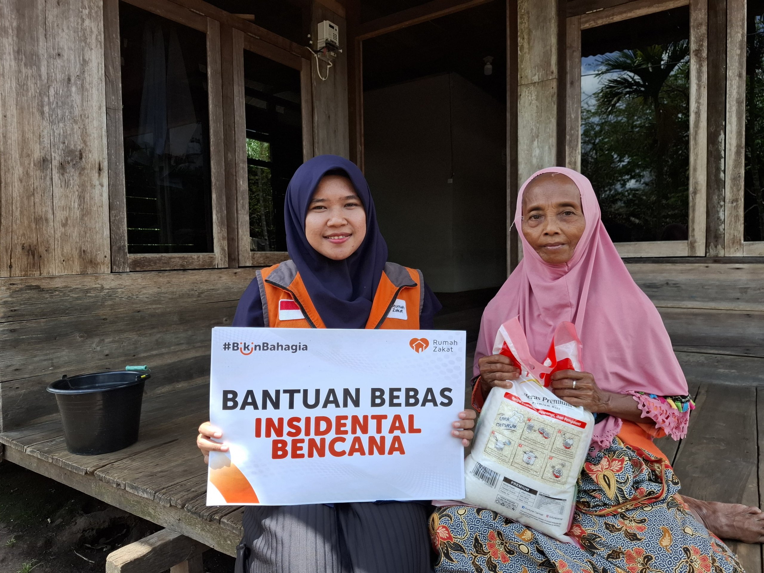 Rumah Zakat Salurkan Bantuan untuk Korban Banjir di Kalimantan Barat