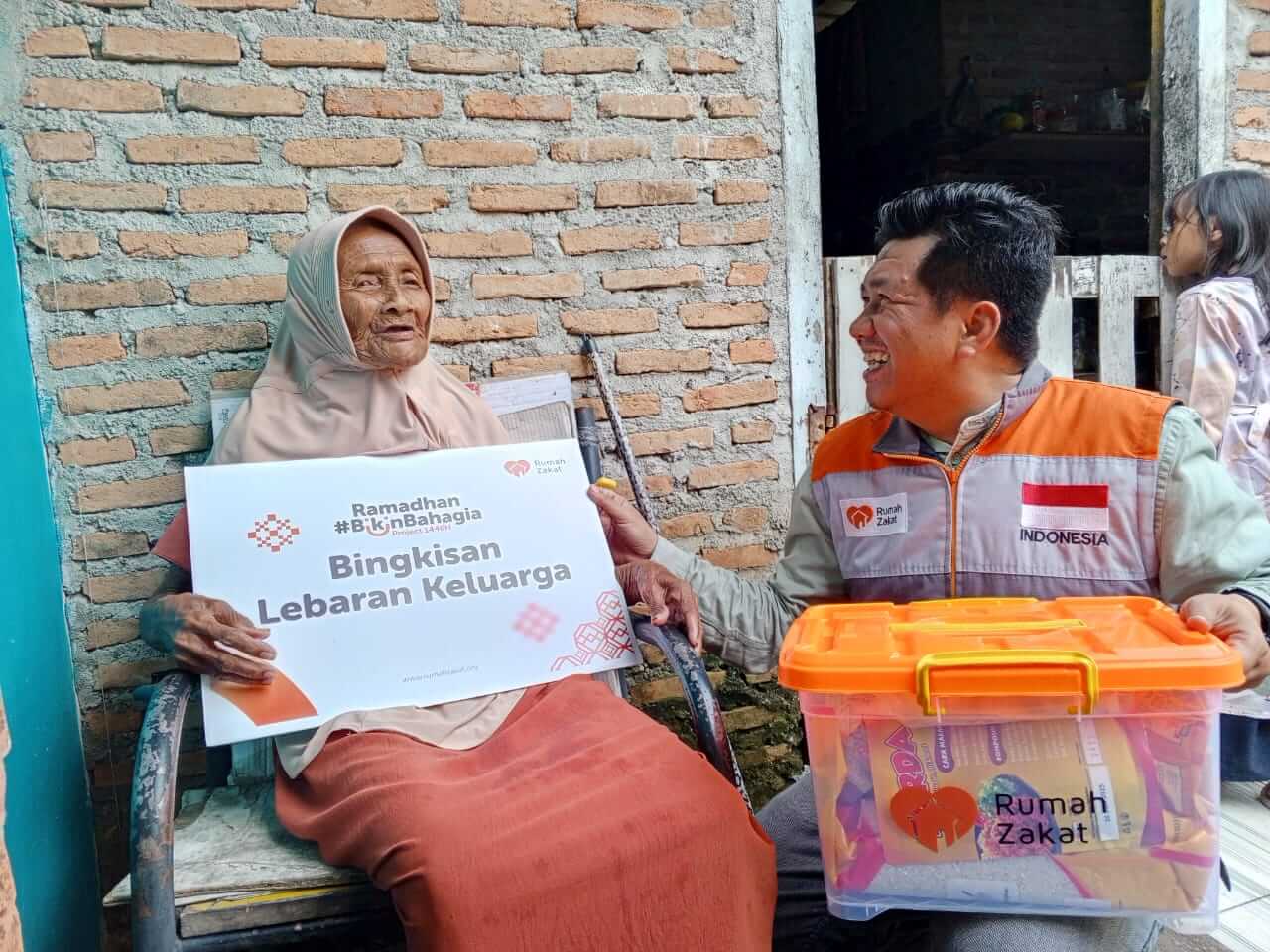 Melalui Paket BLK, Rumah  Zakat Bantu Masyarakat Penuhi Kebutuhan Lebaran