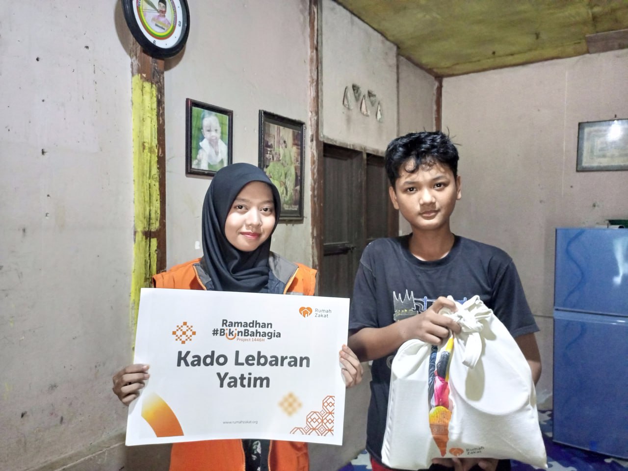 Berbagi Keberkahan Ramadhan, Rumah Zakat Bahagiakan Kebutuhan Anak Yatim Melalui Kado Lebaran Yatim