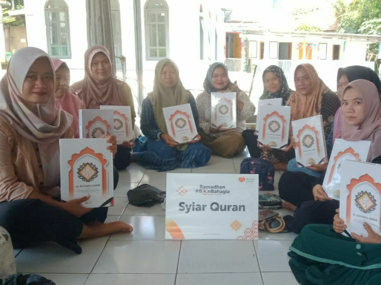 Syiar Quran Rumah Zakat salurkan Al-Quran