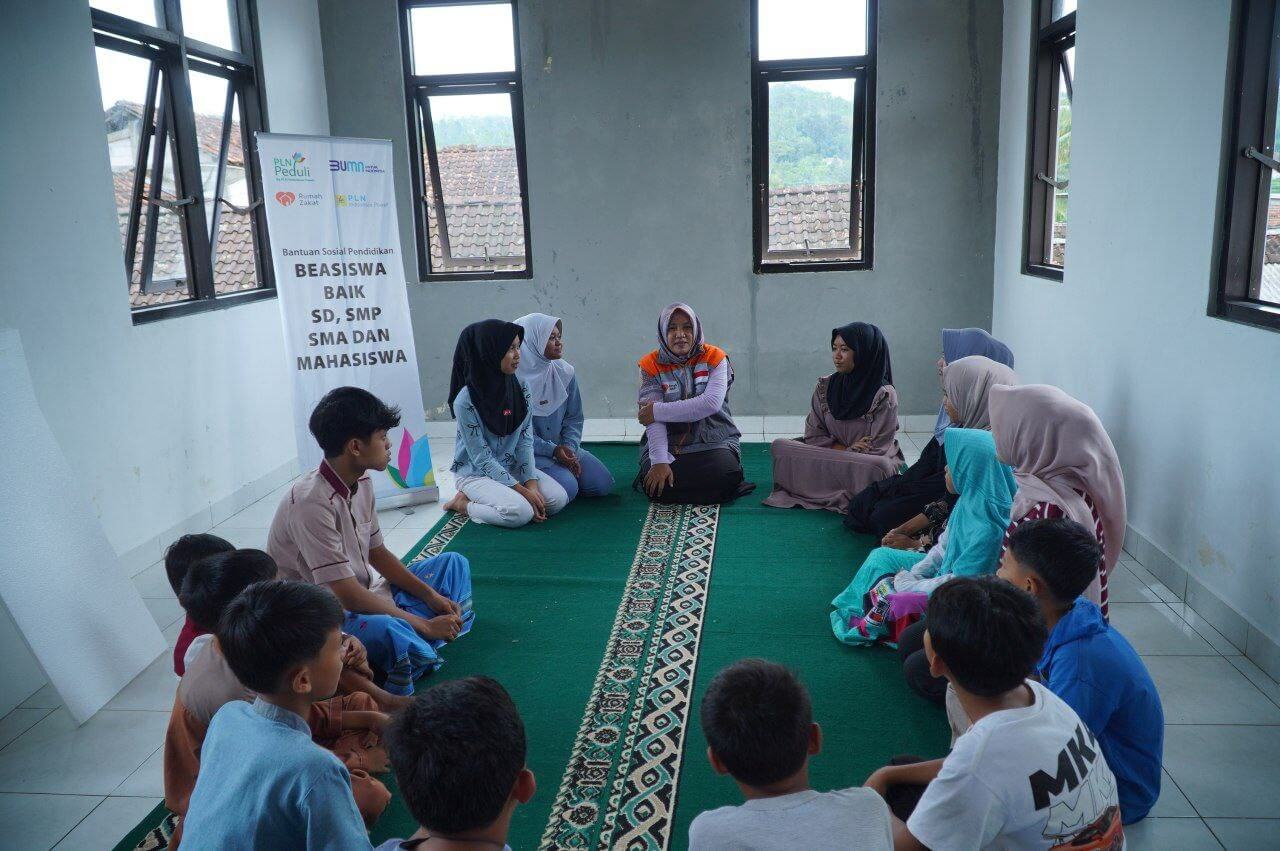 Menyemai Pendidikan Untuk Pelajar Desa Bojanegara