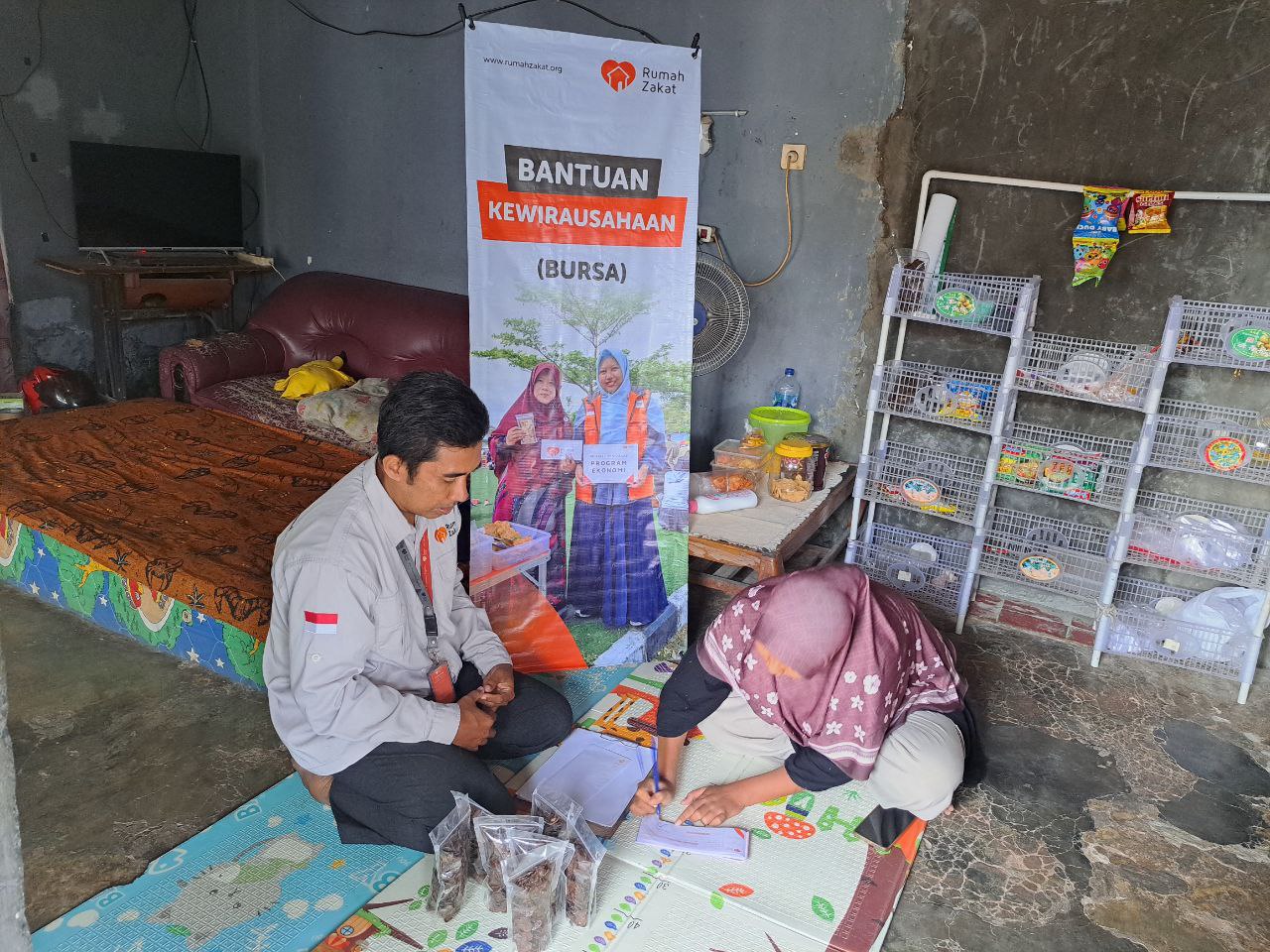 Melalui Program BURSA, Rumah Zakat Dukung UMKM Binaan Mengembangkan Usahanya