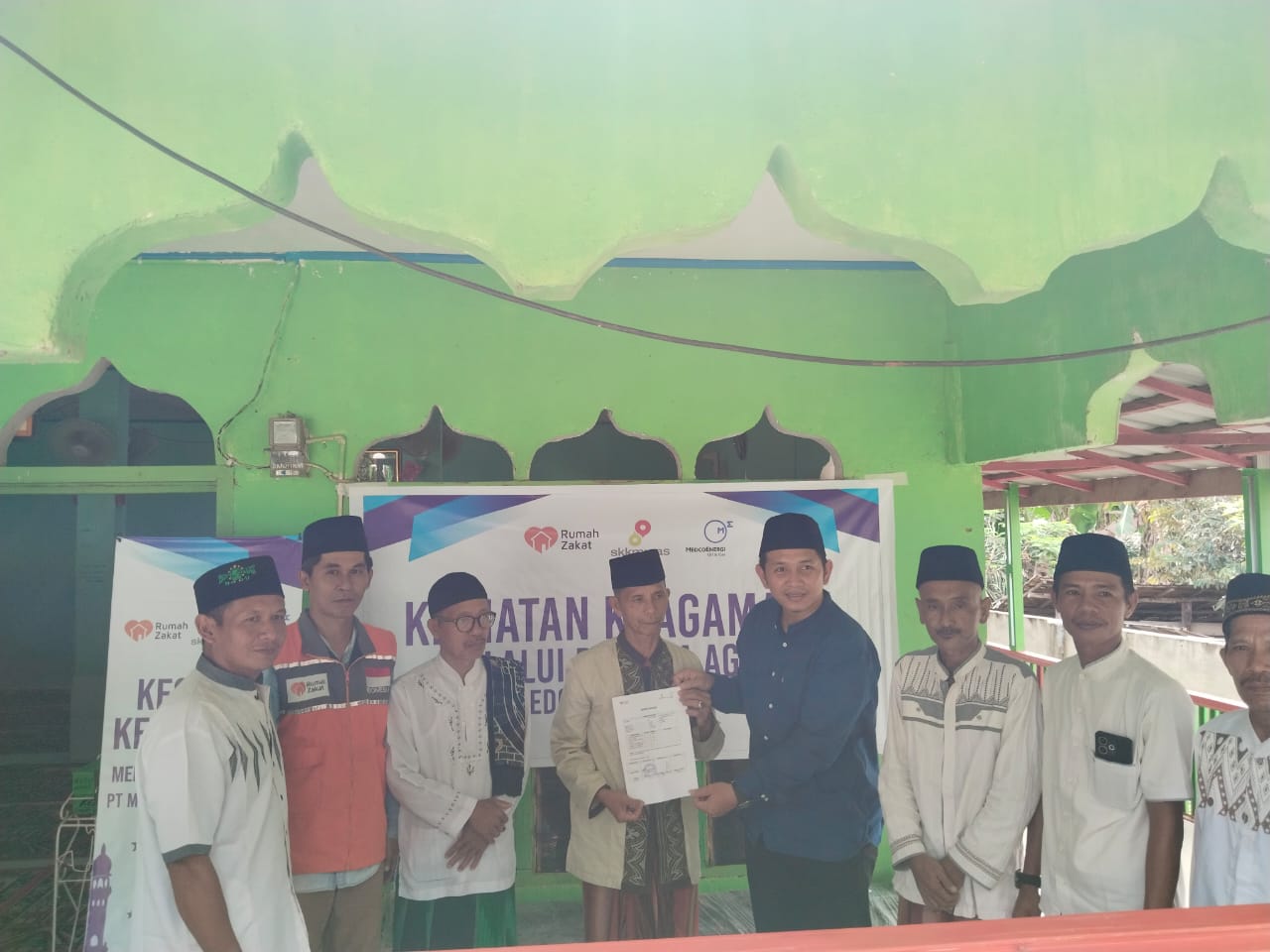 Sosialisasi Aktivitas Operasional Perusahaan Melalui Pemuka Agama Desa Sumaja Makmur dan Desa Bangun Sari, Sumatera Selatan