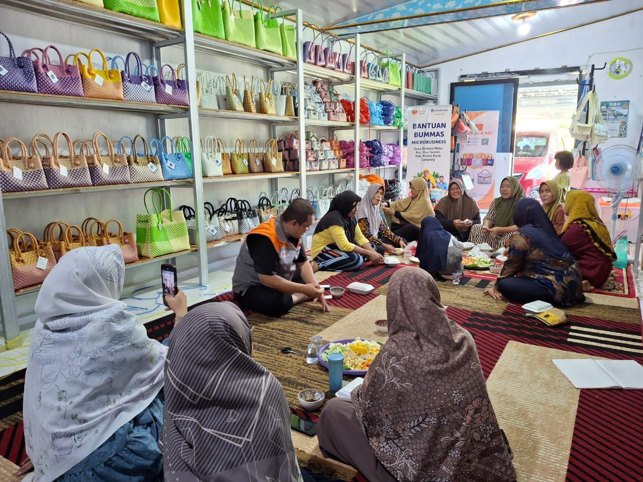 Tas Karya Anggota Binaan Rumah Zakat dan PT Jamkrindo, Siap Hadir di Bazar Pekan Raya Lampung