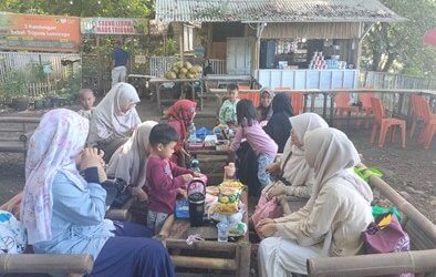 Bantu Tingkatkan Perekonomian, Rumah Zakat Dampingi Warga Kelola Destinasi Wisata Baru di Cisolok