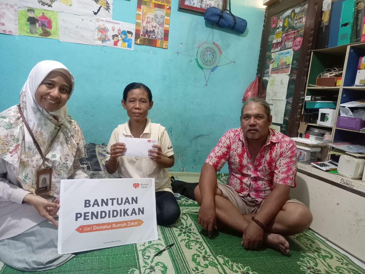 Bantuan Pendidikan Rumah Zakat untuk Sandy Bisa Lunasi Tunggakan Sekolah