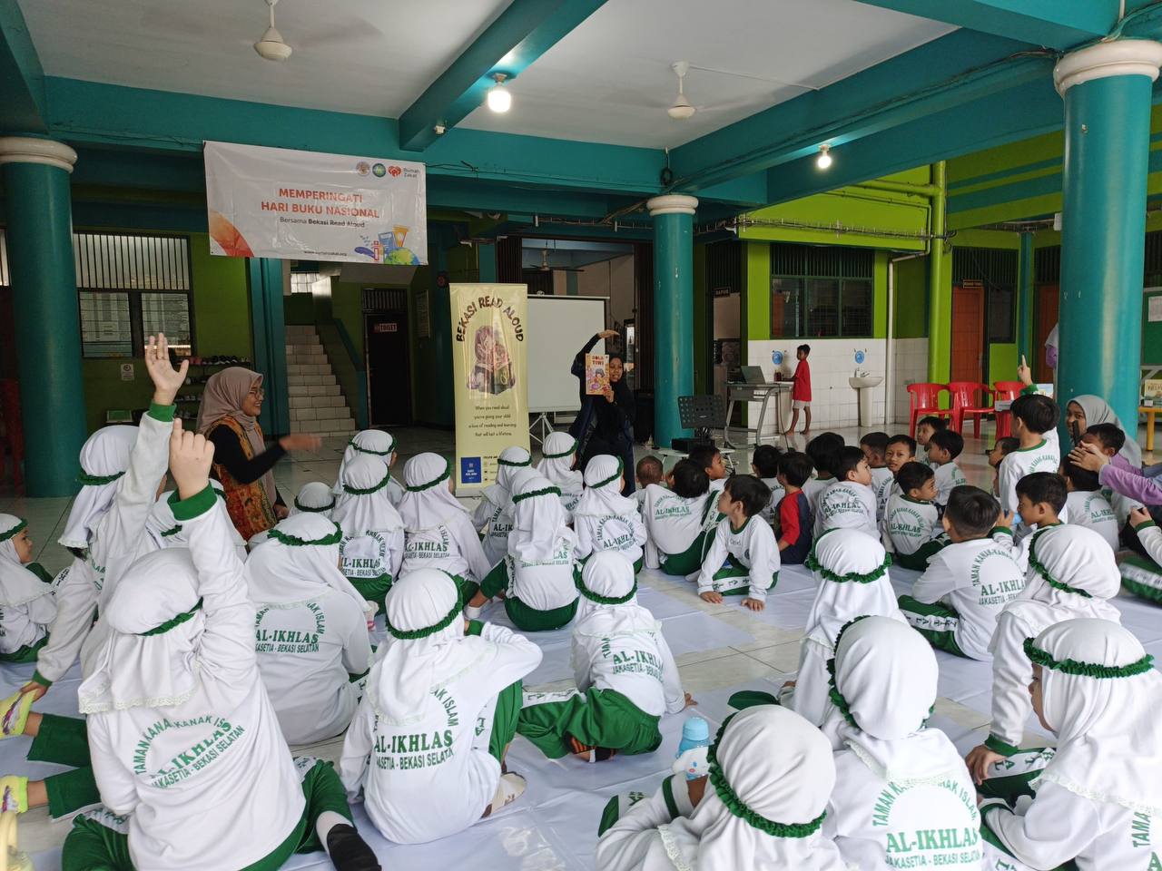 Di Hari Buku Nasional, Rumah Zakat dan BRA Hadirkan Kegiatan Bareng Anak dan Orang Tua