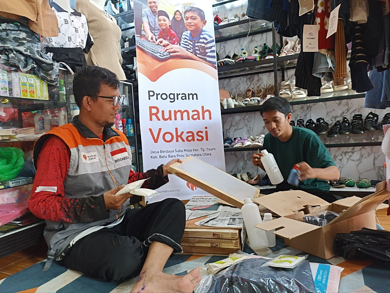 Peluang Buka Usaha dari Desa, Rumah Zakat Fasilitasi Peserta Binaan Suka Maju Belajar Menyablon
