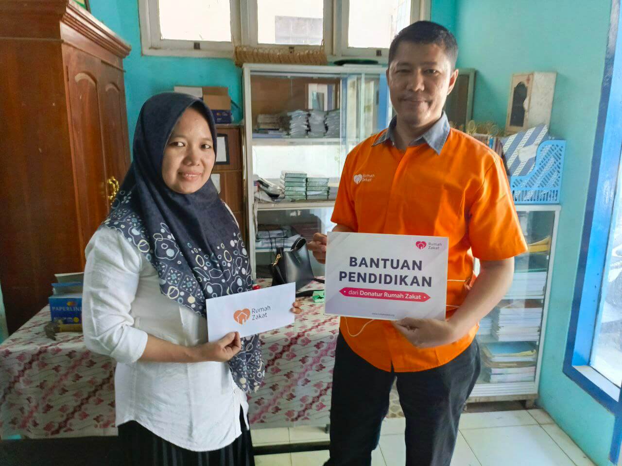 photo_2025-08-07_10-28-12 Penyerahan bantuan pendidikan oleh Rumah Zakat kepada SDIT Abdurrahman Mahmud