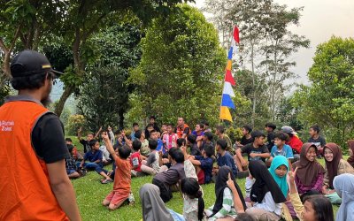 Rumah Zakat Adakan Pelatihan Kebencanaan untuk SD dan SMP Lokal dalam Ekspedisi Relawan 17 Agustus 2025