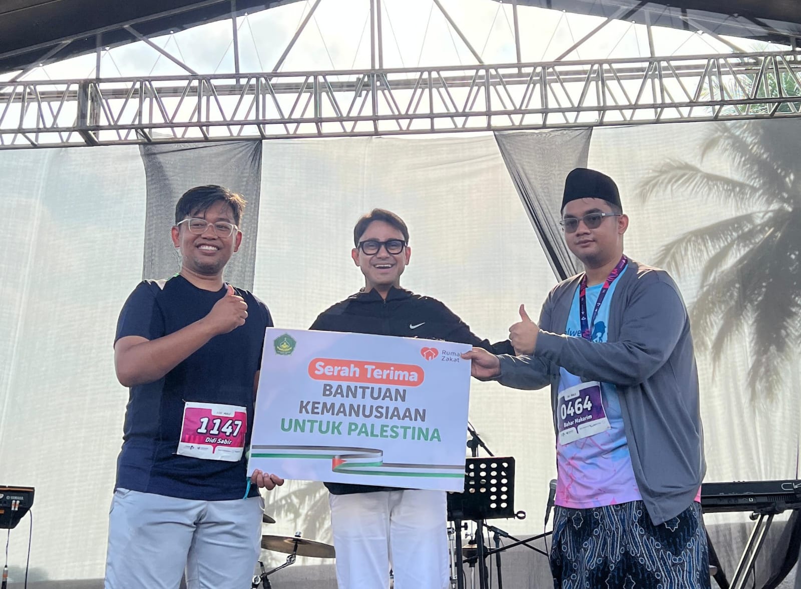 Cianjur Wakil Bupati Cianjur serahkan bantuan Palestina melalui Rumah Zakat di Edelweis Running Festival