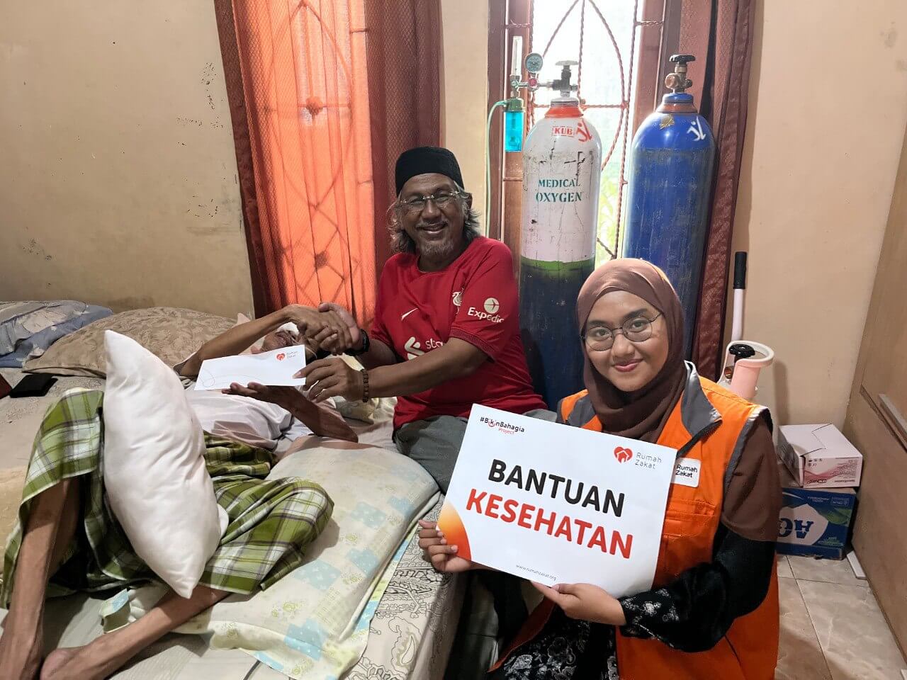 photo_2025-09-02_10-36-14 Bantuan kesehatan Rumah Zakat untuk Bapak Hasbullah di Tangerang Selatan