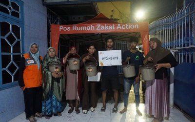 Rumah Zakat Makassar Salurkan Higien Kit untuk Korban Kebakaran di Rappokalling