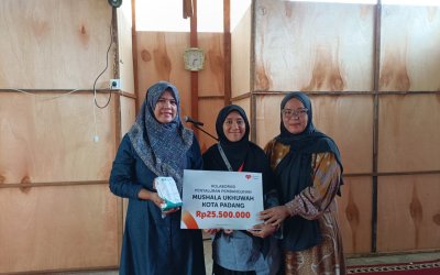 Rumah Zakat Salurkan Bantuan Pembangunan Musholla Ukhuwah di Padang