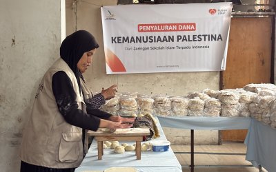 JSIT Indonesia Bersama Rumah Zakat Hadirkan Roti untuk Gaza