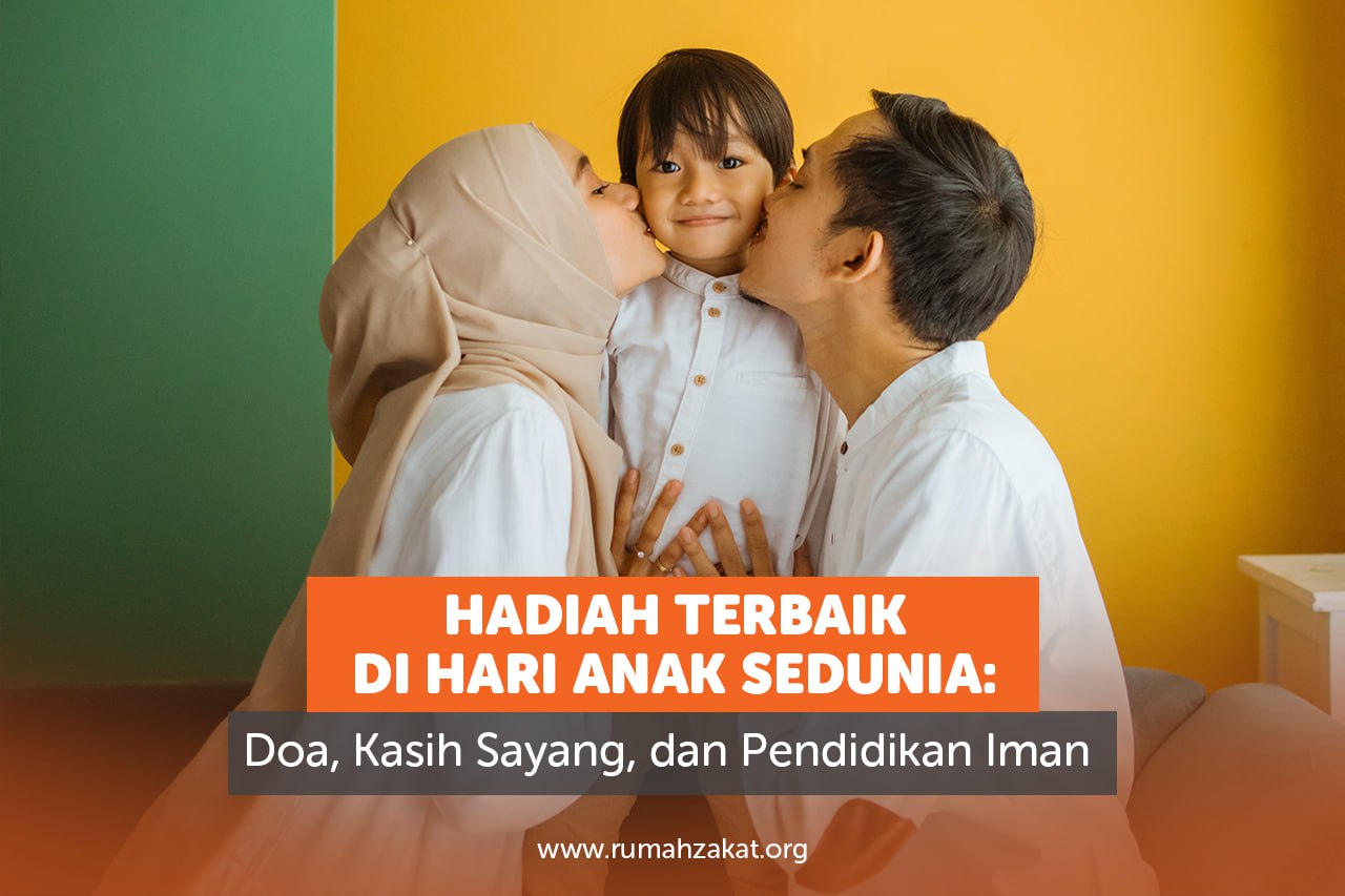 Ilustrasi keluarga Muslim sedang berdoa bersama.